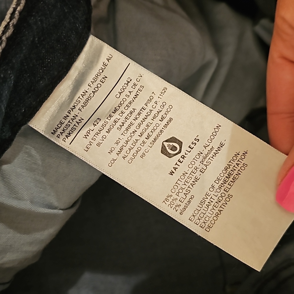 12S Signature Levi Strauss Mid Rise Super Skinny Jeans NWT - Picture 10 of 11